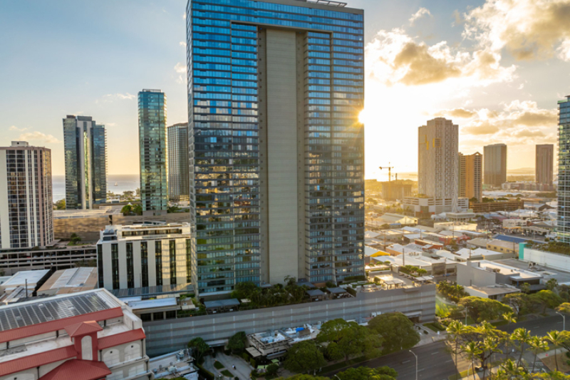 1-web-or-mls-1009-KAPIOLANI-43